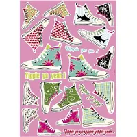Komar - Muursticker - Sneakers - Zelfklevend - Muurdecoratie - Stickers - 50 x 70 cm