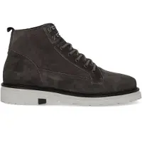 Rehab Wolf suede