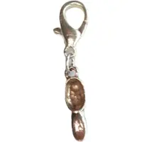 Zeeuws Meisje clip met hollandse bedel klompje verzilverd , voor bedelarmband of tas.
