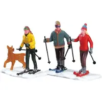 Lemax Kerstdorpminiatuur Cross Country Friends (skiërs Vrienden) H 7,5 Cm