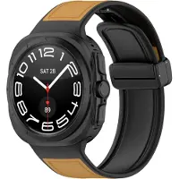 Strap-it Leren / siliconen hybrid bandje met magnetische D-buckle sluiting - geschikt voor Samsung Galaxy Watch Ultra 2 (2026) / Ultra (2024/2025) - lichtbruin