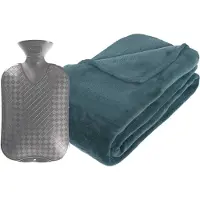 Atmosphera Fleece deken/plaid Blauwgrijs 230 x 180 cm en een warmwater kruik 2 liter - Plaids