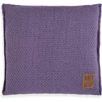 Knit Factory Jesse Sierkussen - Vierkant kussen - Kussen woonkamer - Bank kussen - Decoratie kussen - Violet - 50x50 cm - Kussenhoes inclusief kussenvulling