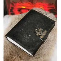 Something Different - Pentagram Leather Notitieboek - Zwart