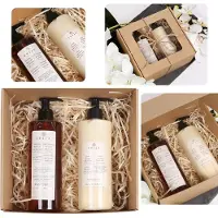 Prija - Cosmeticaset: Douchegel, hydraterende crème 2x380ml