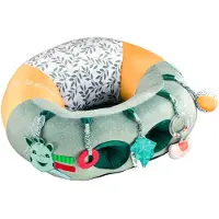 Sophie de Giraf Baby Seat & Play - Babystoel met activiteiten - Baby speelgoed - Kraamcadeau - Babyshower cadeau - Vanaf 3 maanden - 27 x 55 x 50 cm