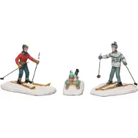 Intratuin Alpen Kerstdorpminiatuur Skiers En Slee 9 X 7 X 7 Cm 3 Stuks