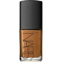 Nars Cosmetics Sheer Glow Foundation (Verschillende Tinten) - New Caldonia