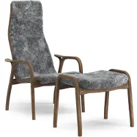 Swedese Lamino Fauteuil Met Voetenbank Natuurlijk Gelakt Hout / Shapenvacht - Fauteuils Walnoot Scandinavian Grey - 23001|V1154