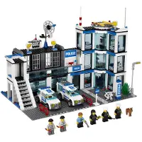 City 7498 LEGO City Politiebureau