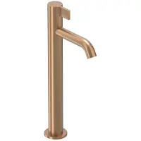 Ivy Aia Pact Fonteinkraan Verhoogd - Model L - Geborsteld Mat Koper PVD - Messing - Kranen, Fonteinkranen, Opbouw Fonteinkranen - 8718835179014
