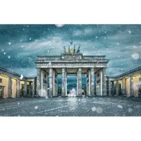 Karo-art Fotobehang Brandenburger Tor In De Winter - Vliesbehang - 368 x 280 cm