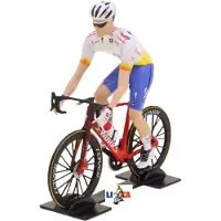Solido Tour de France renner Total Energies 2023 schaal 1:18