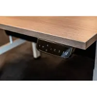 Schaffenburg Dextro plus zit/sta 120x80cm, electrisch hoogte verstelbare werkplek, T-poot frame. Frame kleur wit (RAL9010) en blad Schaduw Zwart.