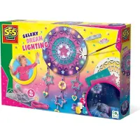 SES Creative - Galaxy - Dromen lamp - Knutselen Meisjes - Dromenvanger met Licht - Inclusief LED lampjes in 4 kleuren - Schilderen en Versieren - Vanaf 6 Jaar