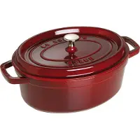 Staub La Cocotte ovale pan gietijzer 4,2 L Granaatrood