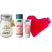 Kneipp Cadeauset Soft Skin All You Need Is Love - Douche 200 ml Soft Skin Recycled Bottle - Mini Body Milk 75 ml Soft Skin - Paper Dreams Kaars Black & White All you need is love