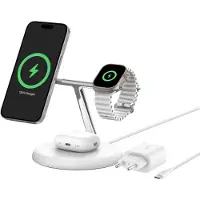 Belkin Boost Charge Pro MagSafe en Qi2 3-in-1 Draadloze Oplader 15W met Standaard Wit