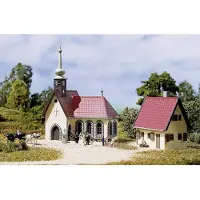 Auhagen 14461 N Dorpskerk met pastorie