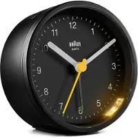 Braun Classic Analoge Wecker met Snooze en Licht, Stille Quartz Beweging, Crescendo Alarm in Zwart, Model BC12B.