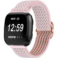 Strap-it Nylon Smartwatch bandje - Geschikt voor Fitbit Versa / Versa 2 elastisch bandje - roze - Horlogeband / Polsband / Armband