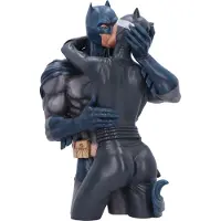 Nemesis Now Batman & Catwoman Bust