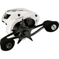 13 Fishing Concept C2 Baitcasting-molen, wit. Verhouding: 6.8:1. Kleur: wit
