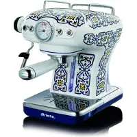 Ariete 1389 Capri - Italiaans design - Espressomachine - 900W - 0,9L tank inhoud - ook geschikt voor pads