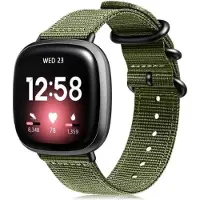 Strap-it Nylon gesp bandje - geschikt voor Fitbit Versa 3 / Fitbit Sense - groen
