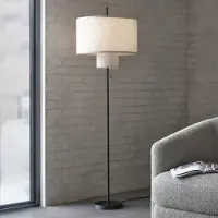 New Works Vloerlamp Margin, zwart, Woon-/ Eetkamer, metaal, Scandinavisch, vloerlamp