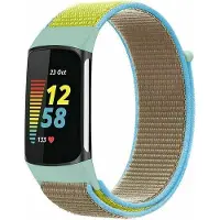Strap-it Nylon Smartwatch bandje - Geschikt voor Fitbit Charge 5 / Fitbit Charge 6 nylon bandje - camel - Horlogeband / Polsband / Armband
