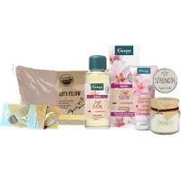 Kneipp Cadeauset Soft Skin Badborstel & Badkussen - Bad Olie Soft Skin - Source Balance Badborstel Bamboe - My Flame Kaars Glaasje Strength