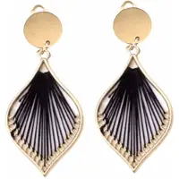 Charme Bijoux Clip oorbellen -goudkleur- zwart- fijn draad- geen gaatje-