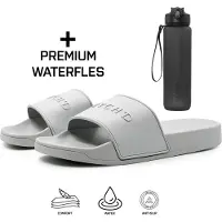 Dutch'd Rubberen slipper + Handige Waterfles! - Grijs - Maat 45/46 - anti slip - Comfortabel - Dubbele maten - unisex - Heren Badslippers - Slippers - Badslippers