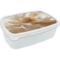 MuchoWow Broodtrommel Wit - Lunchbox Close up - Pioenroos - Wit - Brooddoos 18x12x6 cm - Brood lunch box - Broodtrommels voor kinderen en volwassenen