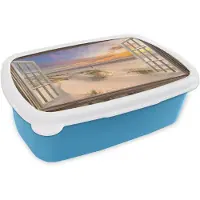 MuchoWow Broodtrommel Blauw - Lunchbox Doorkijk - Strand - Duinen - Natuur - Landschap - Brooddoos 18x12x6 cm - Brood lunch box - Broodtrommels voor kinderen en volwassenen