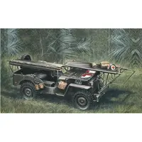 Italeri 1/4 Ton 4x4 Ambulance Jeep