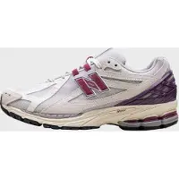 New Balance 1906 Sneaker Sea Salt Radiant Purple | 42.5