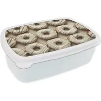 MuchoWow Broodtrommel Wit - Lunchbox Donuts - Chocolade - Wit - Beige - Brooddoos 18x12x6 cm - Brood lunch box - Broodtrommels voor kinderen en volwassenen