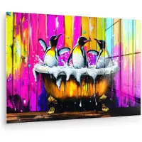 MuchoWow Glasschilderij 150x100 cm - Schilderij acrylglas - Pinguïns - Badkuip - Kleurrijk - Schuim - Foto op glas - Muurdecoratie woonkamer - Wanddecoratie slaapkamer - Schilderijen