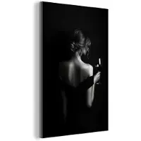 MuchoWow Aluminium schilderij 100x150 cm - Wanddecoratie metaal - Vrouw - Wijn - Jurk - Metalen muurdecoratie woonkamer - Decoratie industrieel - Foto op dibond - Industriële accessoires slaapkamer
