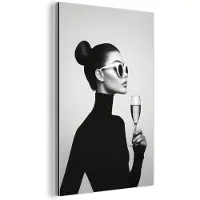 MuchoWow Aluminium schilderij 80x120 cm - Wanddecoratie metaal - Vrouw - Champagne - Modern - Metalen muurdecoratie woonkamer - Decoratie industrieel - Foto op dibond - Industriële accessoires slaapkamer