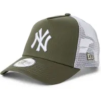 New Era Pet 'League Essenl Neyyan' olijfgroen / wit