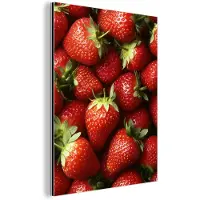 MuchoWow Aluminium schilderij 90x120 cm - Wanddecoratie metaal - Aardbei - Fruit - Rood - Metalen muurdecoratie woonkamer - Decoratie industrieel - Foto op dibond - Industriële accessoires slaapkamer