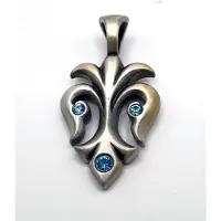 BICO Fleur de lis hanger with Swarovski crystals(CR8)