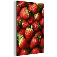 MuchoWow Aluminium schilderij 100x150 cm - Wanddecoratie metaal - Aardbei - Fruit - Rood - Metalen muurdecoratie woonkamer - Decoratie industrieel - Foto op dibond - Industriële accessoires slaapkamer