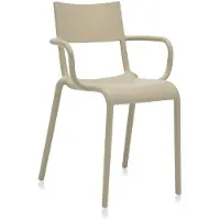 Kartell Stapelstoel A algemeen