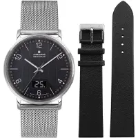 Junghans Milano Mega Solar 56/4628.44 - heren horloge - luxe horloge - radiogestuurde horloge - zonnepaneel