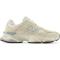 New Balance U9060wnb Sneakers In Calcium Maat: 42 | Hardloopschoenen Outlet | Unisex | Calcium