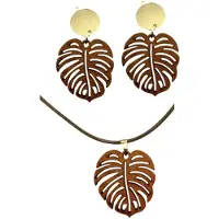 Charme Bijoux Clip oorbellen-Ketting Set -Boomblad bruin hout -goudkleurig- geen gaatje-